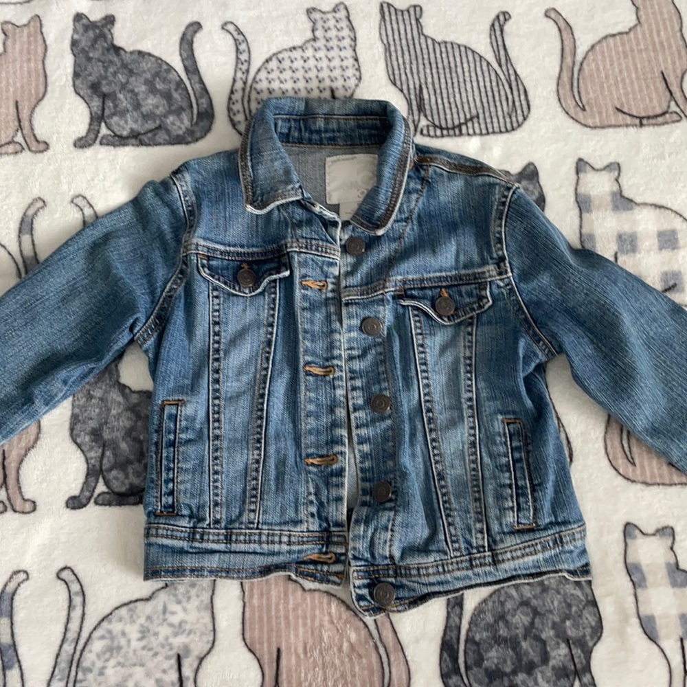 Cute jeans jacket size M